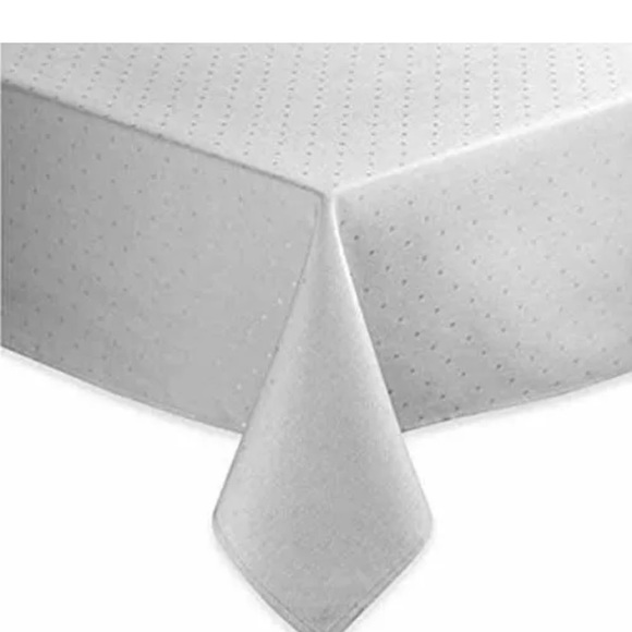 NEW Kate Spade 9 Piece Set Table Cloth & Napkins - Picture 6 of 6